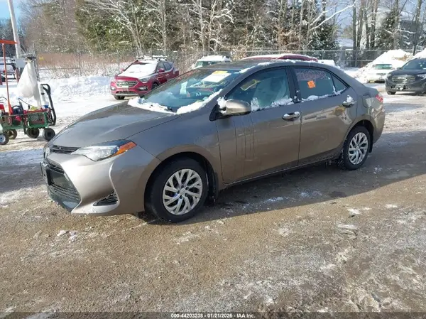 2T1BURHE6KC140161 2019 TOYOTA COROLLA - Image 2