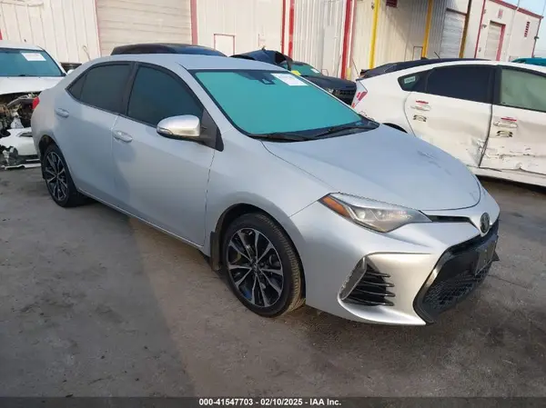 2T1BURHE6KC142573 2019 TOYOTA COROLLA - Image 1