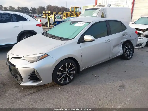 2T1BURHE6KC142573 2019 TOYOTA COROLLA - Image 2