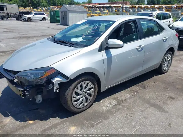 2T1BURHE6KC144873 2019 TOYOTA COROLLA - Image 2