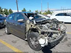 2T1BURHE6KC153590 2019 TOYOTA COROLLA