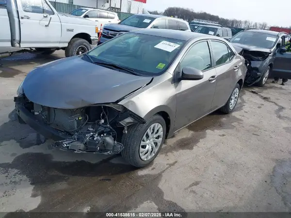 2T1BURHE6KC163374 2019 TOYOTA COROLLA - Image 2