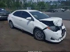 2T1BURHE6KC165559 2019 TOYOTA COROLLA