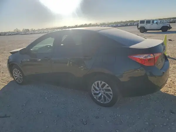 2T1BURHE6KC169143 2019 TOYOTA COROLLA - Image 2
