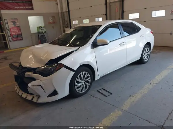 2T1BURHE6KC177081 2019 TOYOTA COROLLA - Image 2