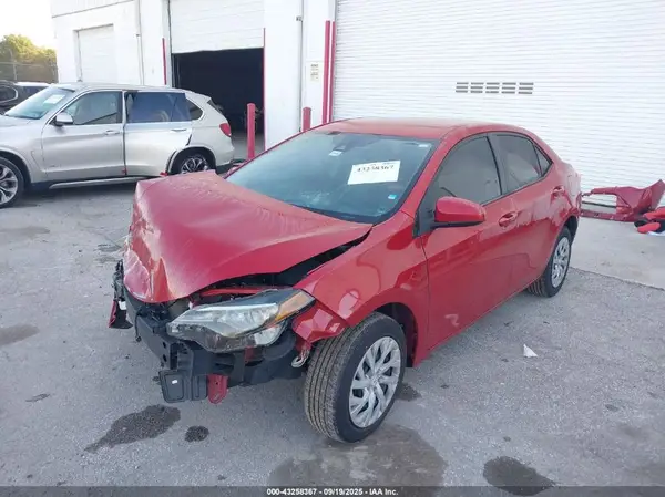 2T1BURHE6KC180613 2019 TOYOTA COROLLA - Image 2