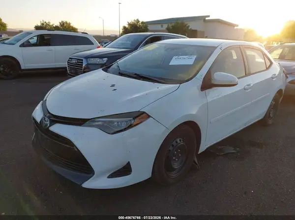 2T1BURHE6KC187450 2019 TOYOTA COROLLA - Image 2
