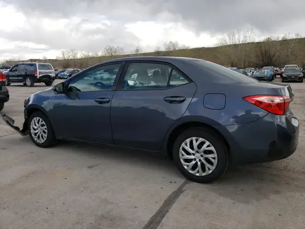 2T1BURHE6KC189697 2019 TOYOTA COROLLA - Image 2