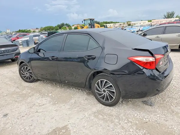 2T1BURHE6KC215697 2019 TOYOTA COROLLA - Image 2