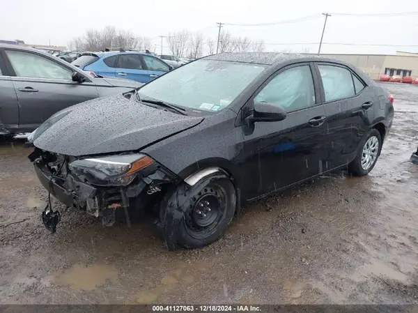 2T1BURHE6KC216297 2019 TOYOTA COROLLA - Image 2