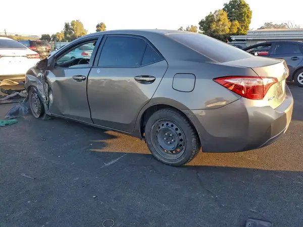 2T1BURHE6KC223766 2019 TOYOTA COROLLA - Image 2