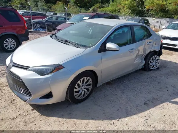 2T1BURHE6KC229373 2019 TOYOTA COROLLA - Image 2
