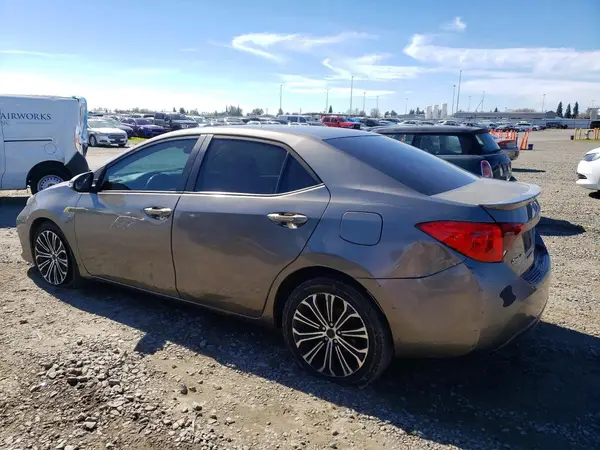 2T1BURHE6KC233083 2019 TOYOTA COROLLA - Image 2