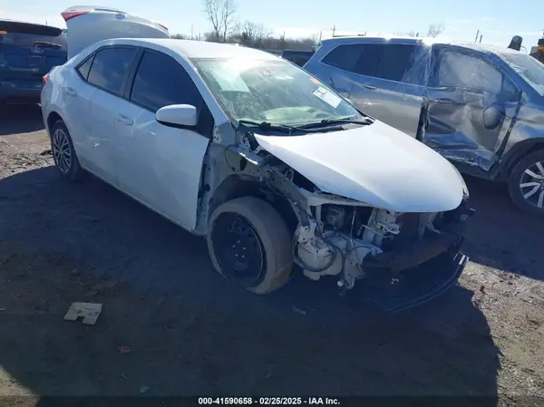 2T1BURHE6KC236212 2019 TOYOTA COROLLA - Image 1