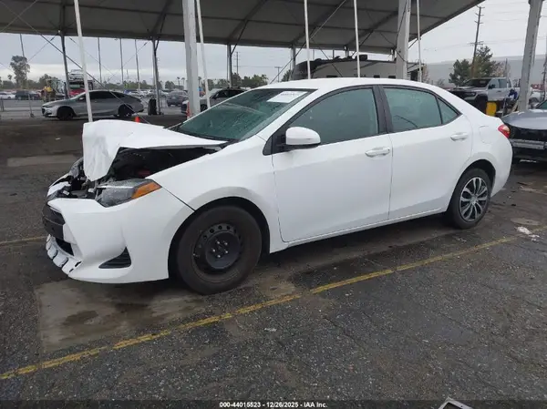 2T1BURHE6KC237022 2019 TOYOTA COROLLA - Image 2