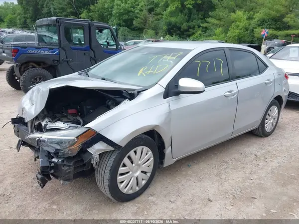 2T1BURHE6KC237585 2019 TOYOTA COROLLA - Image 2