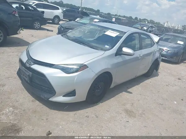 2T1BURHE6KC239241 2019 TOYOTA COROLLA - Image 2