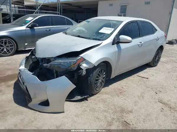 2T1BURHE6KC241636 2019 TOYOTA COROLLA - Image 2