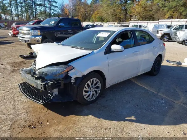 2T1BURHE6KC242978 2019 TOYOTA COROLLA - Image 2