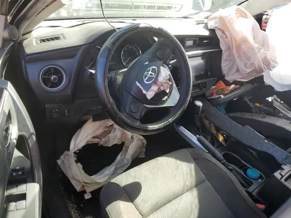 2T1BURHE6KC245752 2019 TOYOTA COROLLA - Image 8