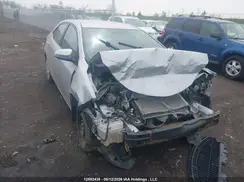 2T1BURHE7GC523582 2016 TOYOTA COROLLA