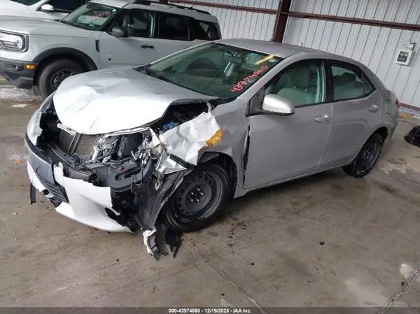 2T1BURHE7GC547073 2016 TOYOTA COROLLA - Image 2