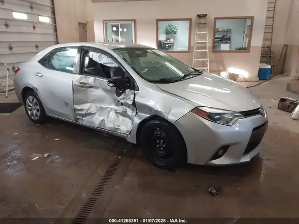 2T1BURHE7GC659422 2016 TOYOTA COROLLA - Image 1