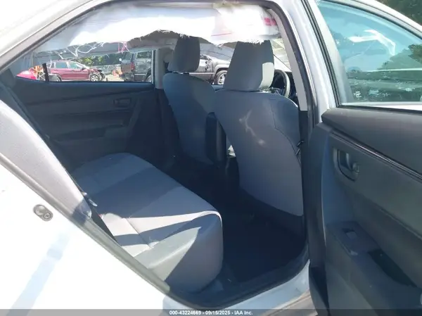 2T1BURHE7HC746755 2017 TOYOTA COROLLA - Image 8