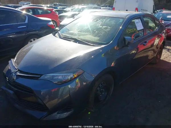 2T1BURHE7HC750532 2017 TOYOTA COROLLA - Image 2