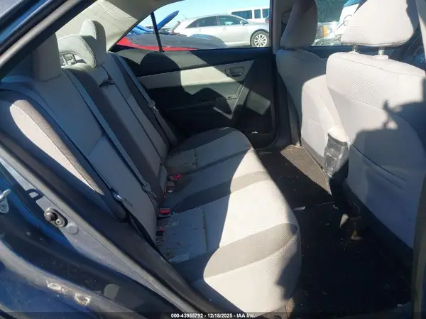 2T1BURHE7HC750532 2017 TOYOTA COROLLA - Image 8
