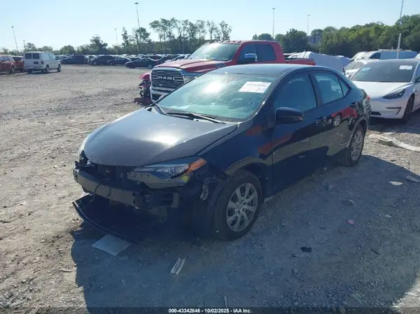 2T1BURHE7HC758467 2017 TOYOTA COROLLA - Image 2