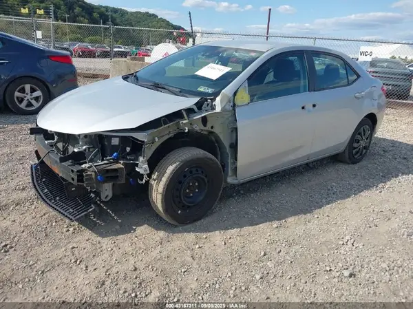 2T1BURHE7HC761644 2017 TOYOTA COROLLA - Image 2
