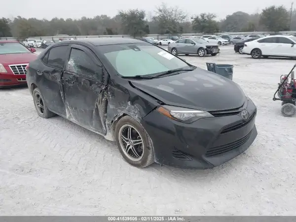 2T1BURHE7HC764480 2017 TOYOTA COROLLA - Image 1