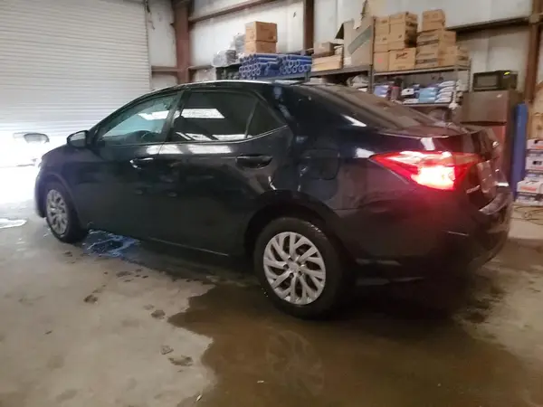 2T1BURHE7HC764737 2017 TOYOTA COROLLA - Image 2