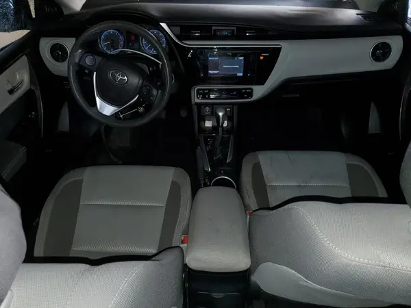 2T1BURHE7HC764737 2017 TOYOTA COROLLA - Image 8