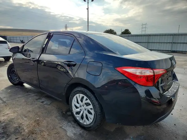 2T1BURHE7HC765919 2017 TOYOTA COROLLA - Image 2