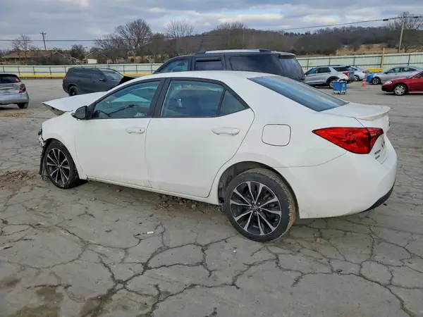 2T1BURHE7HC769842 2017 TOYOTA COROLLA - Image 2