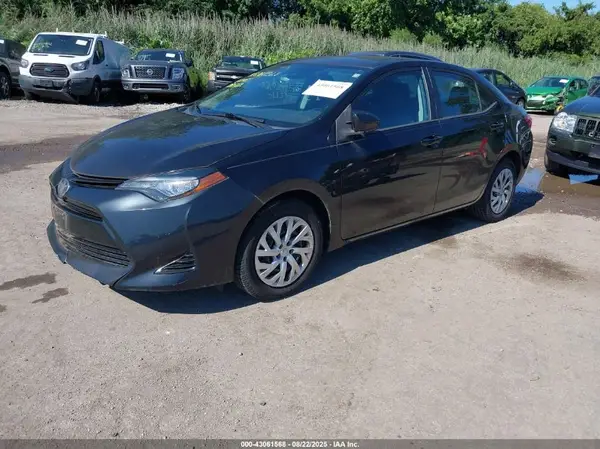 2T1BURHE7HC770361 2017 TOYOTA COROLLA - Image 2