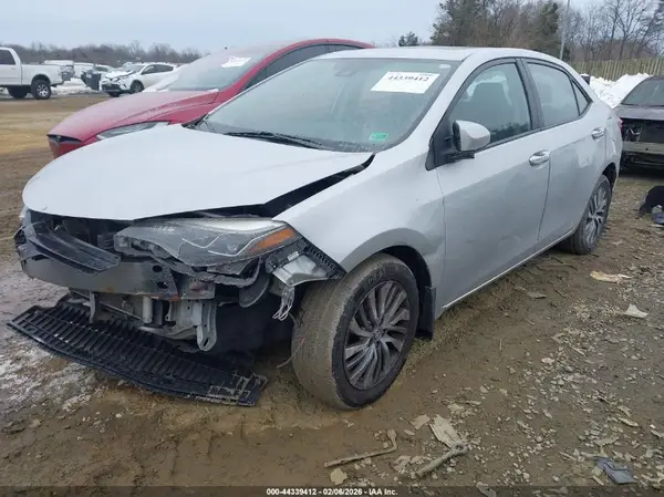 2T1BURHE7HC783367 2017 TOYOTA COROLLA - Image 2