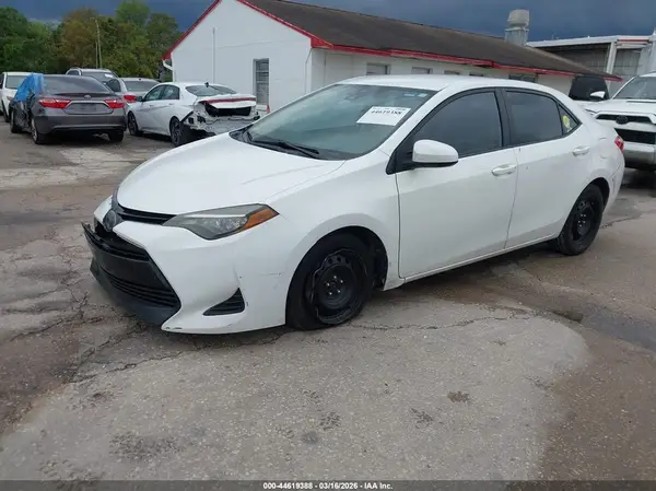 2T1BURHE7HC783661 2017 TOYOTA COROLLA - Image 2