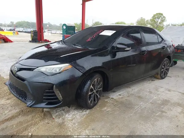 2T1BURHE7HC787063 2017 TOYOTA COROLLA - Image 2