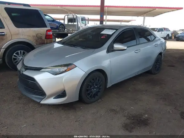 2T1BURHE7HC790450 2017 TOYOTA COROLLA - Image 2