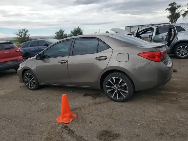 2T1BURHE7HC797477 2017 TOYOTA COROLLA - Image 2