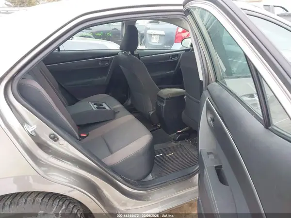 2T1BURHE7HC800510 2017 TOYOTA COROLLA - Image 8