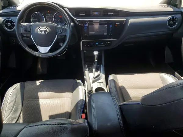 2T1BURHE7HC806260 2017 TOYOTA COROLLA - Image 8