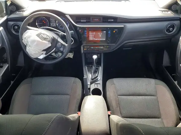 2T1BURHE7HC806825 2017 TOYOTA COROLLA - Image 8