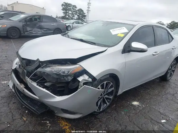 2T1BURHE7HC806937 2017 TOYOTA COROLLA - Image 2