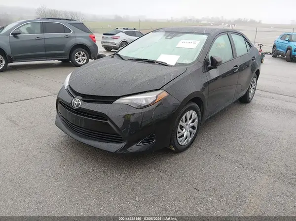 2T1BURHE7HC809191 2017 TOYOTA COROLLA - Image 2