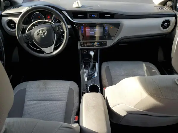 2T1BURHE7HC810857 2017 TOYOTA COROLLA - Image 8