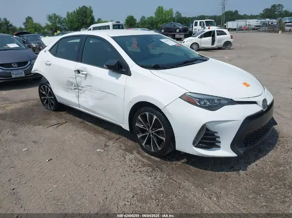 2T1BURHE7HC813080 2017 TOYOTA COROLLA - Image 1